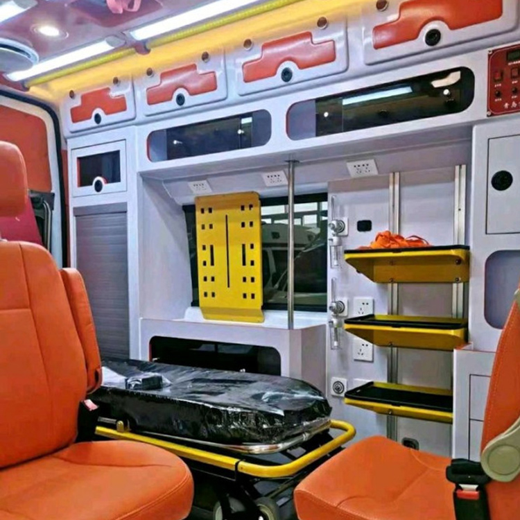 龙子湖长途救护车护送病人租赁价格